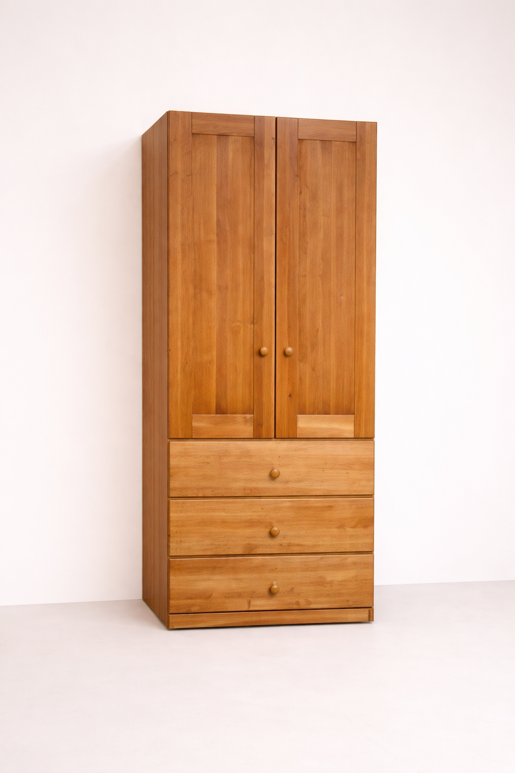 MUST LEPP RIIDEKAPP 2 UKSE JA 3 PIKA SAHTLIGA