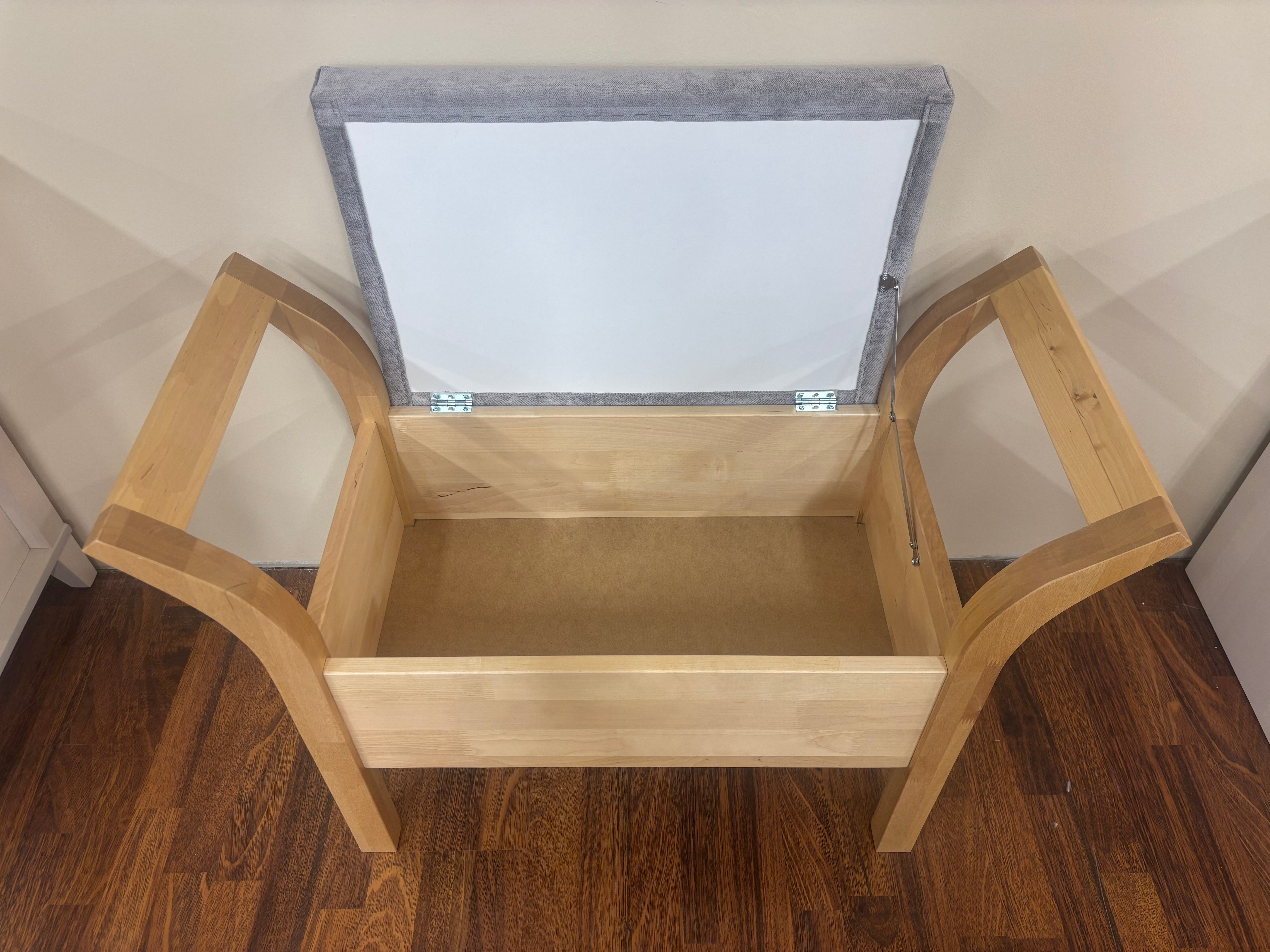 NIKI PINK KASTIGA VÄIKE KASK LAKITUD 20% TALLINN