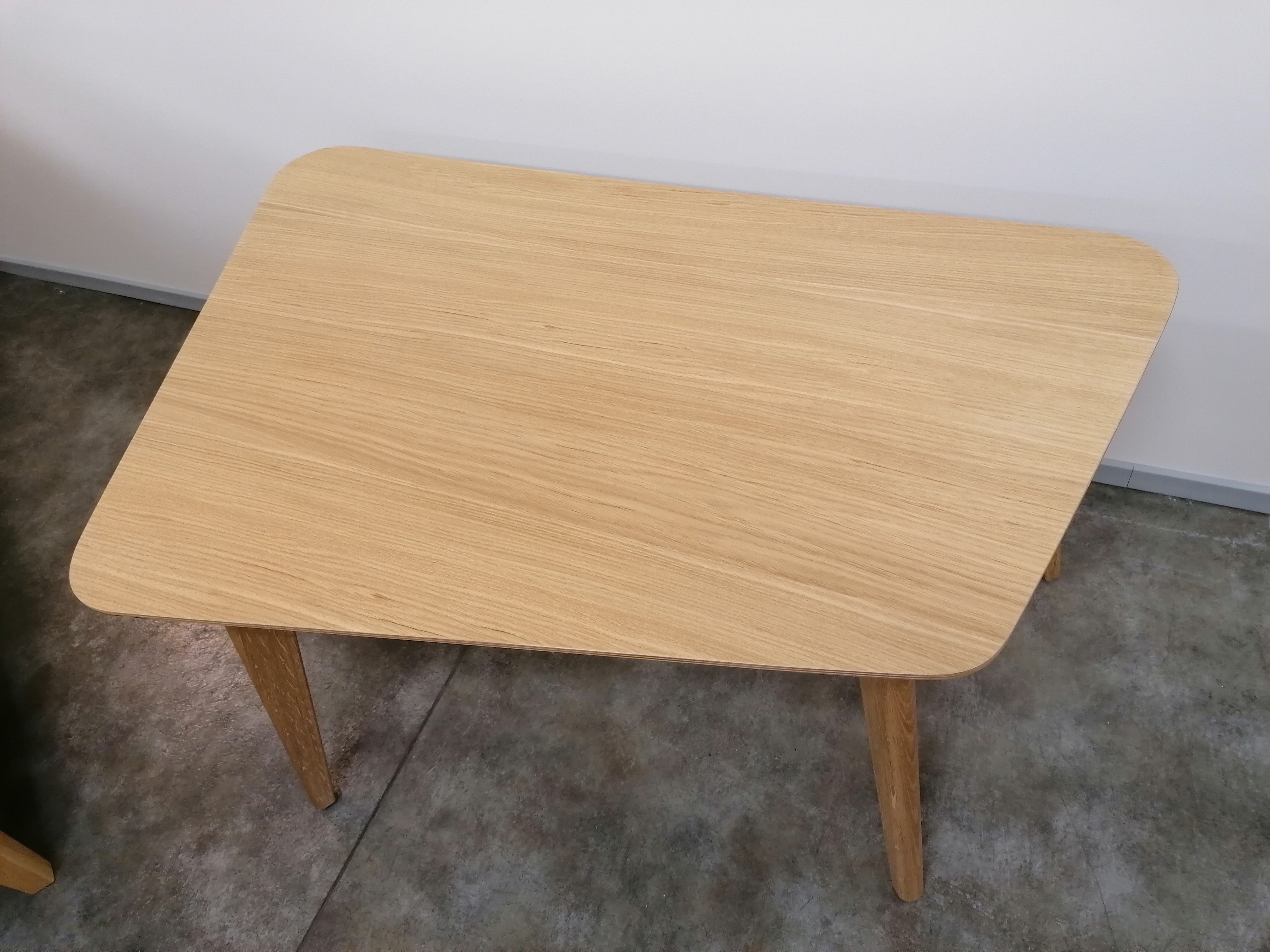 Pascal Sofa diivanilaud trapets