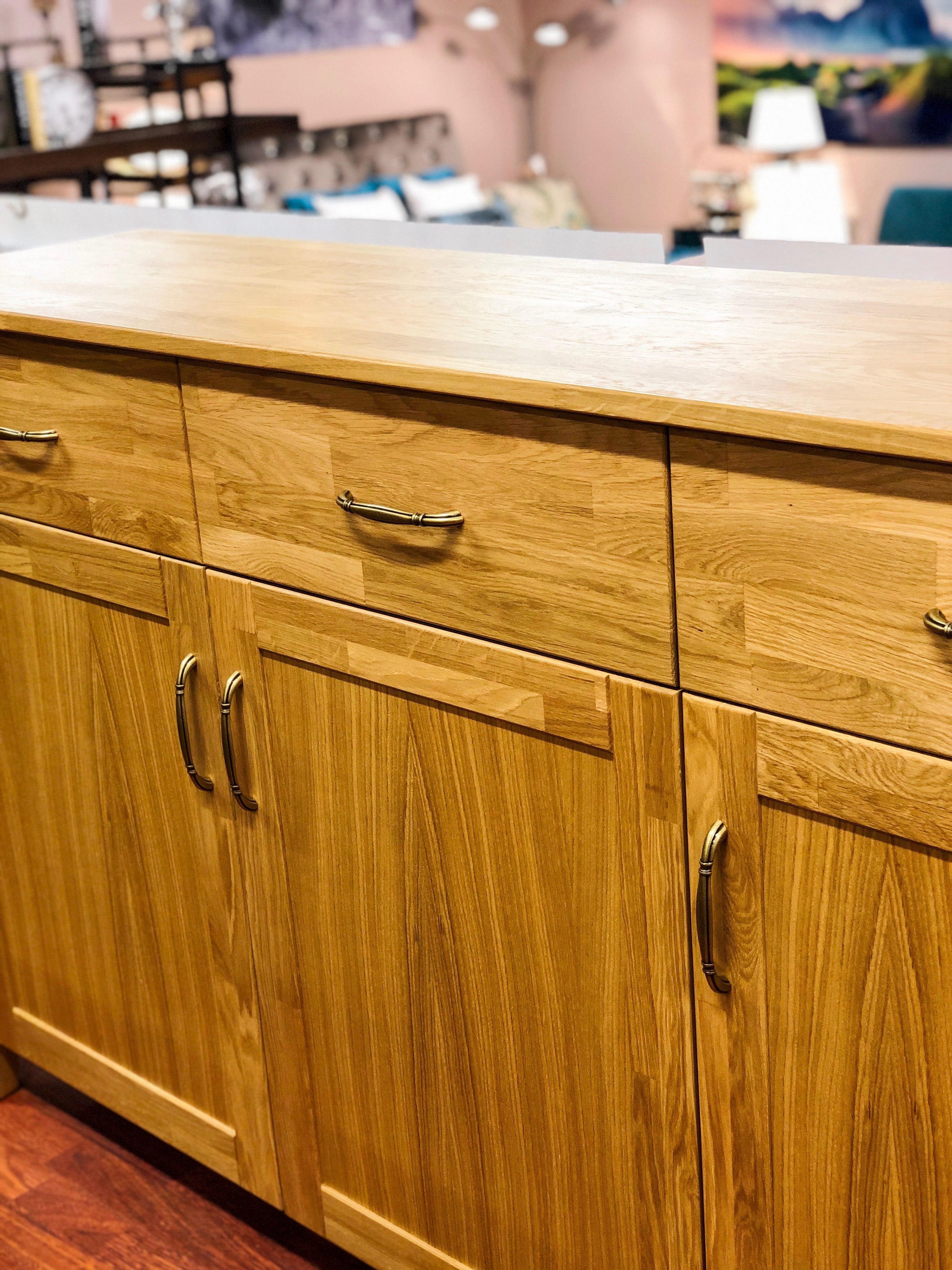 Lauma kummut tamm 3 ust + 3 sahtlit